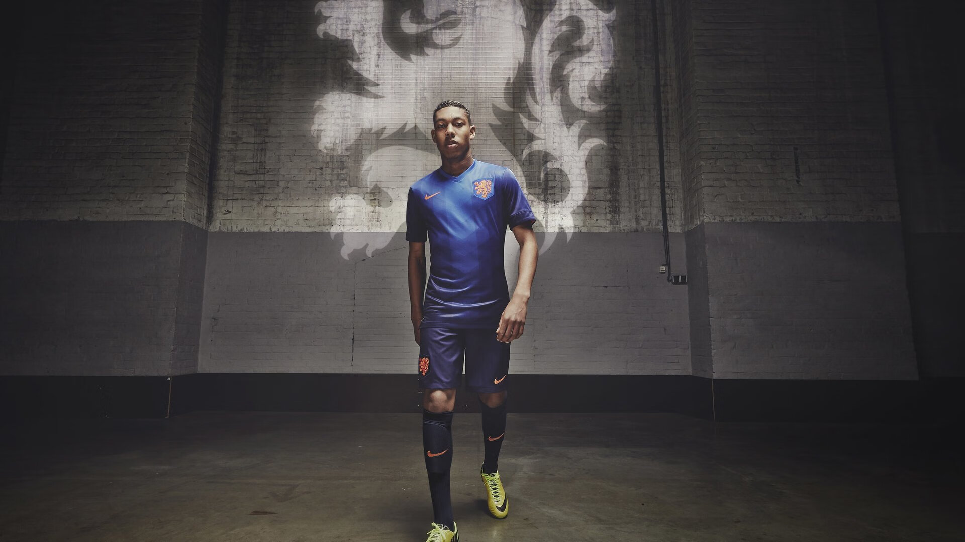 特斯·冯·迪克:在关键比赛中展现非凡的领导力,带领南非队取得胜利